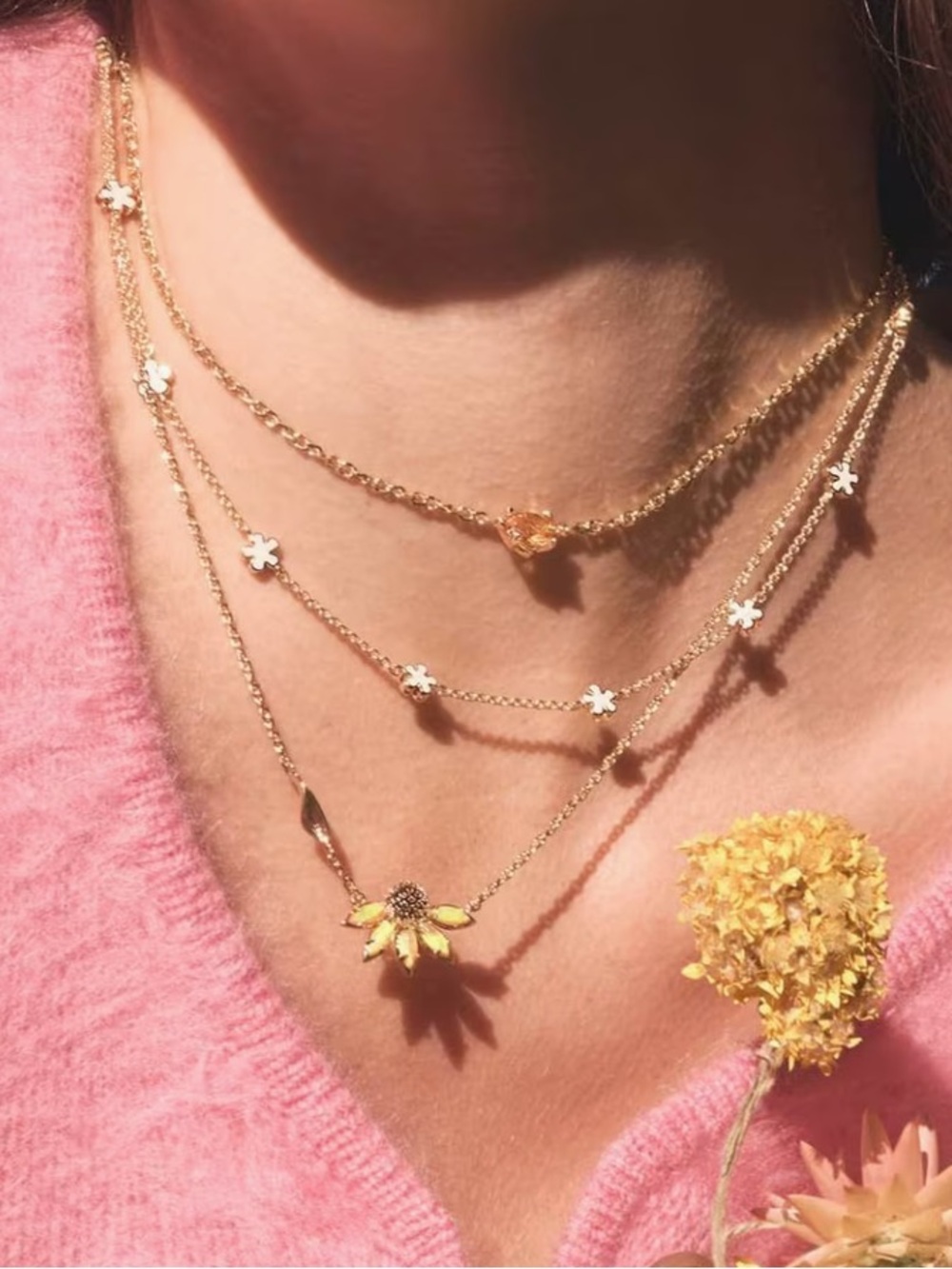 Kendra Scott Jane Gold Strand Necklace - Picture 7 of 8